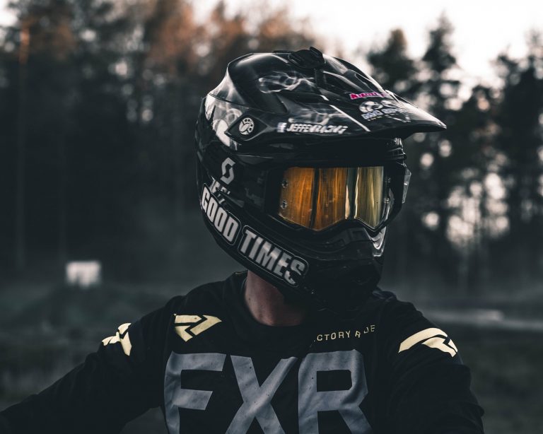 What’s the Best Defog for my Helmet or Goggles PJ1 Powersports